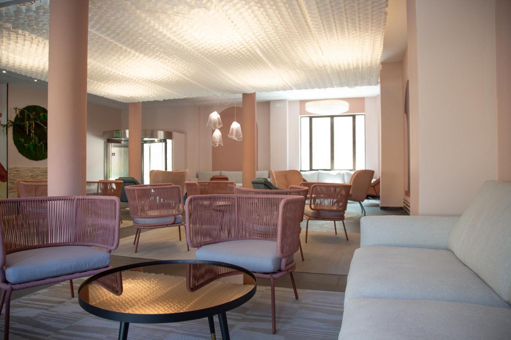 Hotel Real Balneario Carlos III Трийо Екстериор снимка